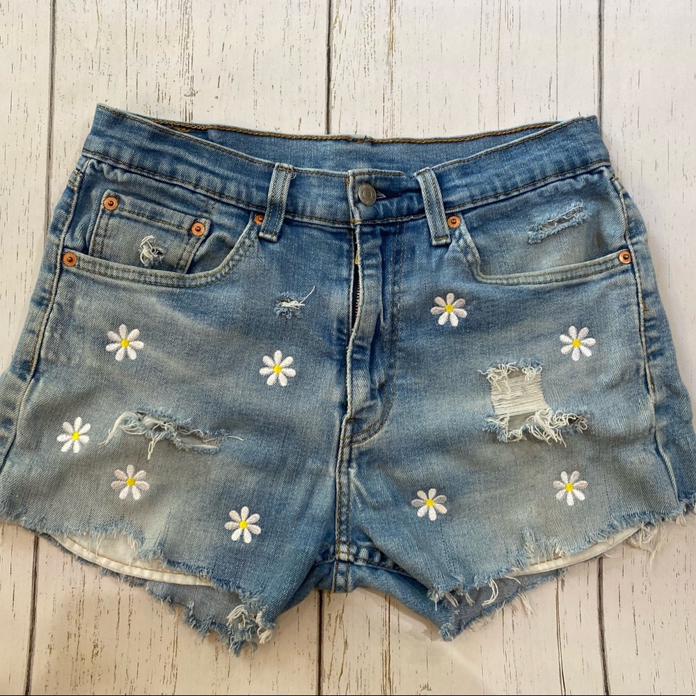 Vintage Levi Daisies Dukes